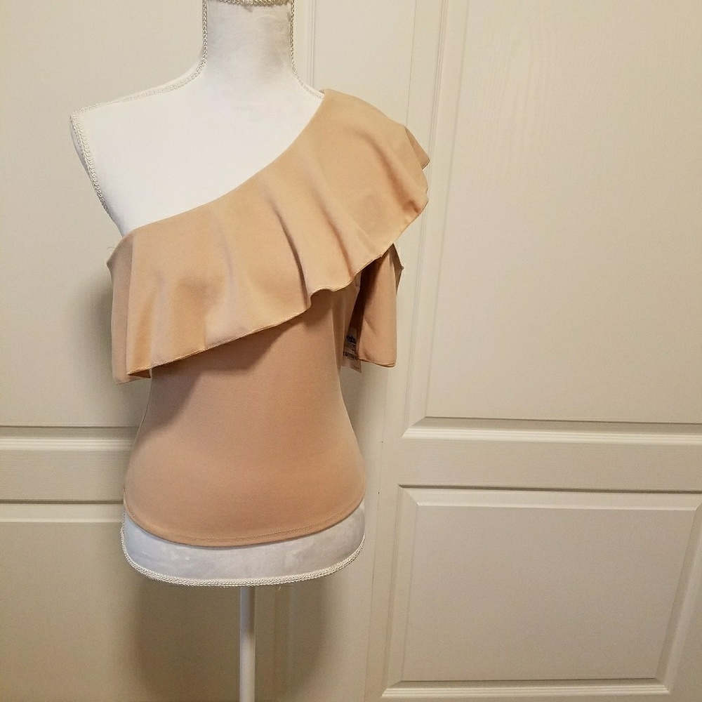Ruffle top